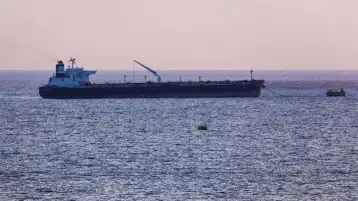 أهالي المفقودين بالسفينة الغارقة قرب اليونان ينتظرون معرفة مصير أبنائهم