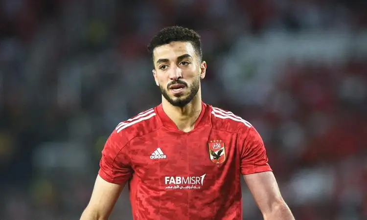 محمد عبد المنعم يخطط للرحيل عن الأهلي