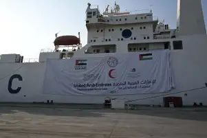 الإمارات ترسل سفينة مساعدات لدعم الفلسطينيين في غزة