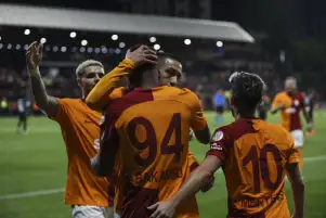 جالاتا سراي ينفرد بصدارة الدوري التركي بثنائية أمام بينديك سبور