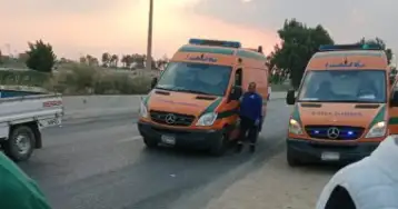 إصابة شخص صدمته سيارة مسرعة بالهرم