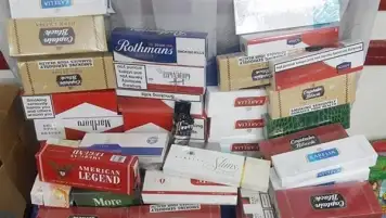 ضبط 420 علبة سجائر متنوعة بدون فواتير في الإسكندرية