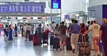 مطار ميونخ الألماني يعلن إلغاء 650 رحلة بسبب الطقس السيء