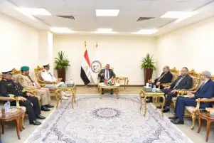 وزير الإنتاج الحربي يستقبل مدير إدارة التصنيع والتطوير الحربي بالبحرين