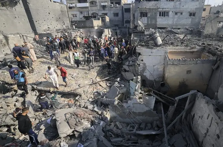 مندوب فلسطين بالجامعة العربية: مصر تعد مشروع قرار لوقف إطلاق النار على غزة