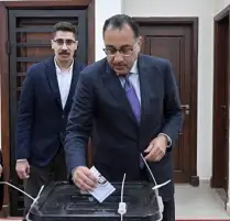 رئيس الوزراء يدلي بصوته في الانتخابات الرئاسية: لازم نمارس حقنا الانتخابي بإيجابية