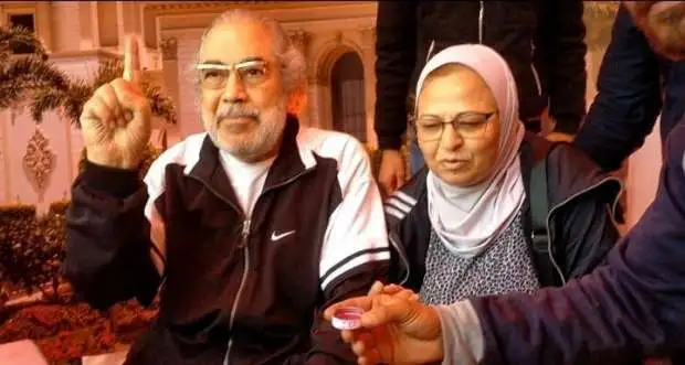 صبري عبد المنعم يدلي بصوته في الانتخابات الرئاسية