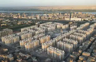 وزير الإنتاج الحربي يتابع آخر مستجدات المشروعات الجاري تنفيذها