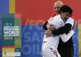 محمد ياسين يتوج بذهبية كأس العالم لسيف المبارزة