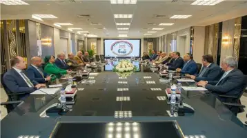 وزير الإنتاج الحربي ومحافظ جنوب سيناء يناقشان أوجه تعزيز التعاون المشترك
