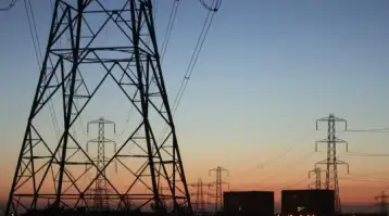 استعادة خدمات الاتصالات السلكية واللاسلكية في قطاع غزة تدريجيا