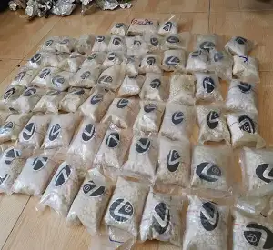 الأردن يعلن إحباط تهريب مخدرات وأسلحة صاروخية من سوريا