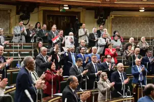 البرلمان يهنئ الرئيس السيسي.. رئيس مجلس النواب: فوزك بثقة الشعب لاستكمال مسيرة التنمية وبناء الجمهورية الجديدة