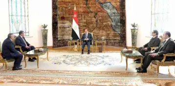 الرئيس السيسي لمنافسيه في الانتخابات: النجاح الحقيقي لمصر كلها تمثل في مستويات المشاركة العالية