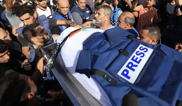 البلشي: إعلان مراسلون بلا حدود استشهاد 17 صحفيا فقط في غزة جريمة