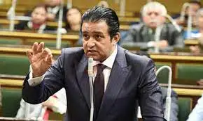 عابد يستعرض تقرير لجنه النقل بالبرلمان بشأن توريد 40 وحدة قطار للخطين الثانى والثالث لمترو أنفاق القاهرة الكبرى