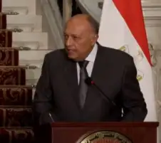 شكري: المساعدات مكدسة في رفح بسبب الإجراءات المطولة للكشف والتفتيش بالجانب الفلسطيني