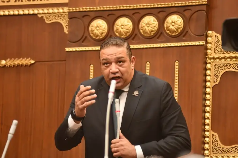نائب التنسيقية محمد عزمي يطالب بتحركات سريعة  لتعظيم  قيمة الأصول بالهيئة الاقتصادية لقناة السويس و تنمية الموارد بما يتماشى مع جهود تطوير الموانئ و حركة التجارة العالمية
