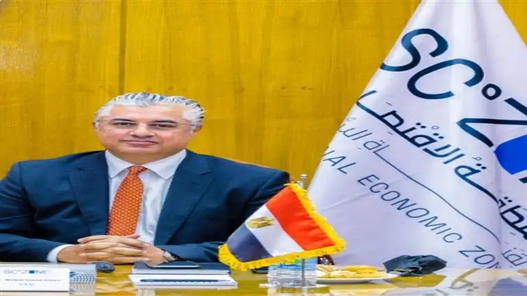 رئيس "اقتصادية قناة السويس": إجمالي استثمارات الهيئة حوالي 22.6 مليار دولار