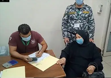 الجوازات تواصل تسهيل الخدمات لكبار السن وذوي الاحتياجات الخاصة