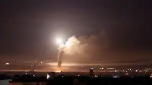 شهداء وجرحى في قصف متبادل بين حزب الله وإسرائيل قرب الحدود اللبنانية