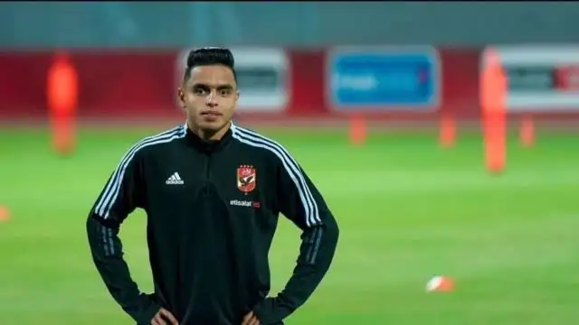 الدبيس: حققت حلم الطفولة باللعب للأهلي.. وأشعر بالحزن من مطالب الجماهير