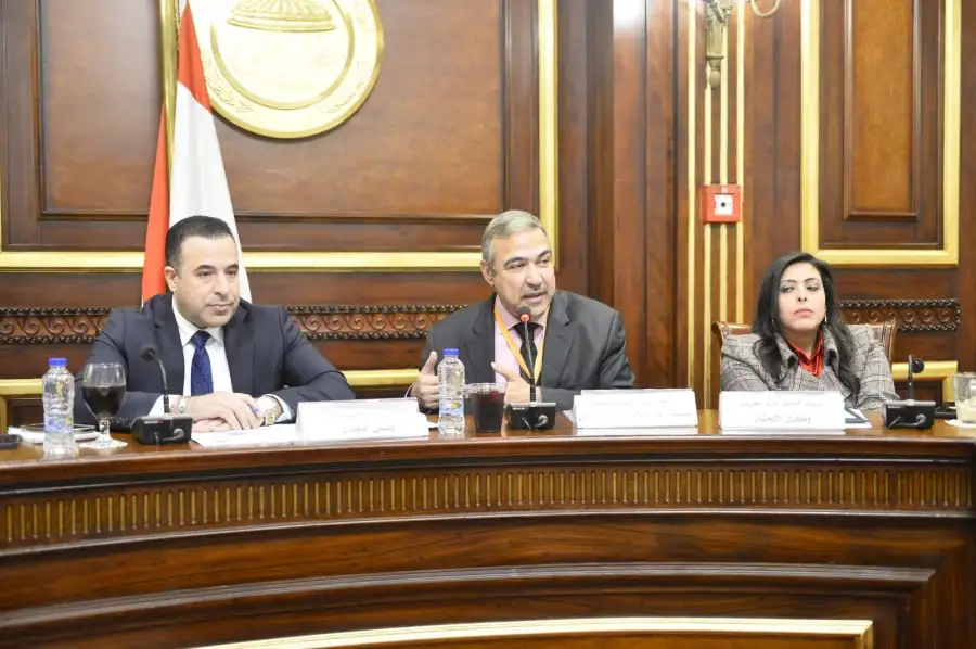 الاتصالات : مصر تستهدف تحقيق 55 مليار دولار من تطبيقات الذكاء الصناعي بحلول 2030