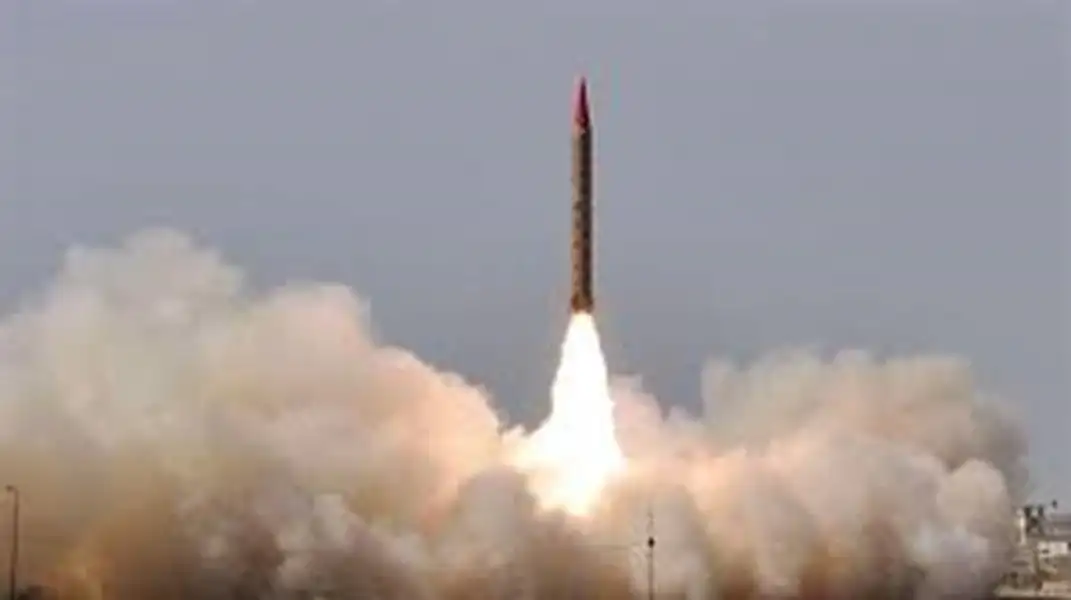 إيران تضرب أهدافا في شمالي العراق وسوريا بالصواريخ الباليستية