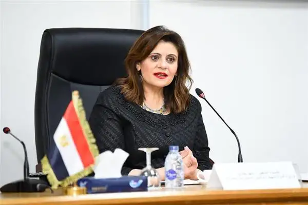الهجرة ترد على استفسارات المصريين بالخارج بشأن الأراضي والوحدات السكنية