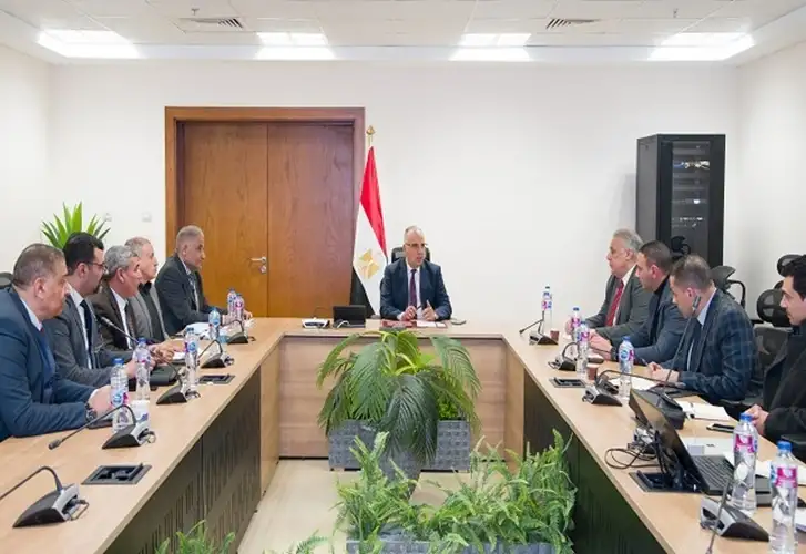 وزير الري: التصدي بحسم للتعديات على النيل.. وتحصيل تكلفة الإزالات من المخالفين