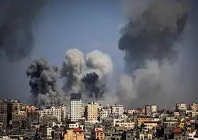 تفاصيل مجزرة إسرائيلية في غزة.. قصف مروع على 30 ألف نازح في 5 مراكز إيواء