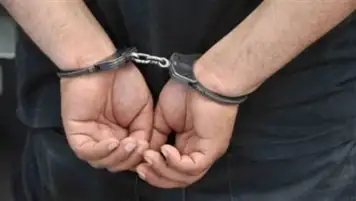 القبض على عاطل يسرق متعلقات المواطنين بالقاهرة