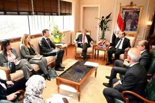وزير التجارة والصناعة يبحث مع سفير إيطاليا بالقاهرة فرص تعزيز التعاون الاقتصادي بين البلدين