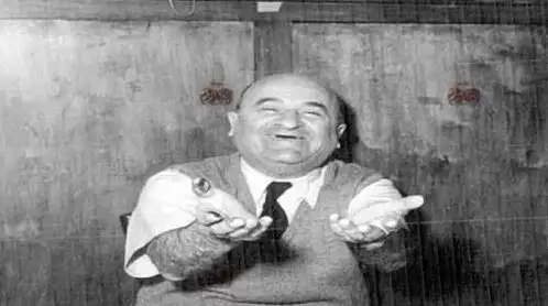 غدا.. احتفال بذكرى ميلاد رائد الكاريكاتير صاروخان في صالون الأوبرا الثقافي