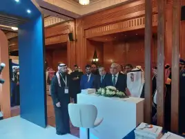 إبراهيم محلب وعصام شرف يفتتحان المعرض المصاحب للمؤتمر الدولي للتشغيل والصيانة