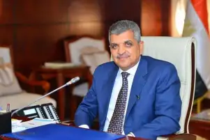 أسامة ربيع: السفن ستعود للمرور عبر قناة السويس فور توقف أحداث البحر الأحمر