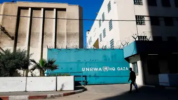 بعد فضح جرائمها.. لماذا قررت إسرائيل الإطاحة بمنظمة الأونروا؟