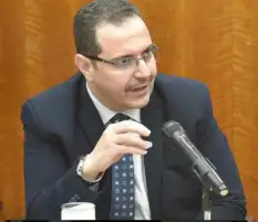 "الإسكان" تحذر المواطنين من الانسياق وراء الإعلانات المضللة بشأن بيع وحدات إدارية وتجارية فى العاصمة الإدارية الجديدة