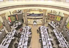 البورصة المصرية تواصل خسائرها.. ومؤشرها الرئيسي يتراجع 3.2%