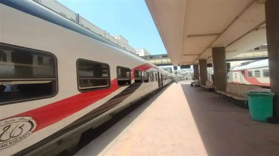 إيقاف حركة القطارات بين محطتي جلال ورأس الحكمة مؤقتا لتنفيذ أعمال ضمن القطار السريع