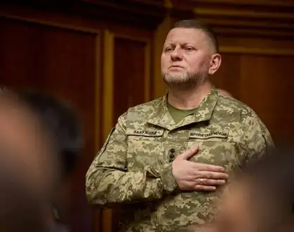 آن أوان التجديد.. الرئيس الأوكراني: إعفاء قائد الجيش من منصبه