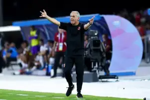 كولر يعاني من أزمة خانقة قبل مباراة الأهلي وبلوزداد