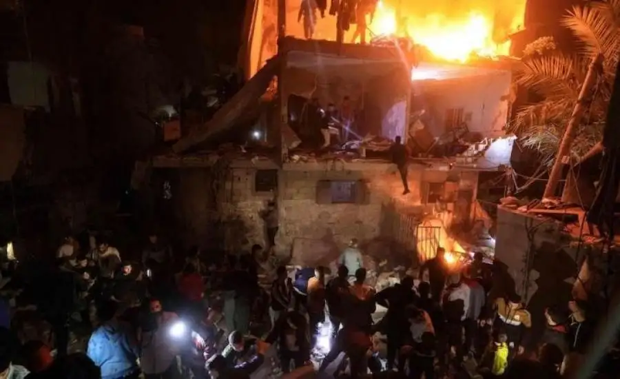 حزب الله يعلن مقتل 3 من عناصره بغارة إسرائيلية على أحد المنازل في بلدة طلوسة جنوبي لبنان