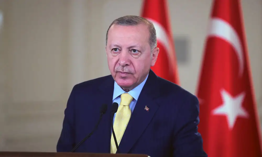 برفقة وفد وزاري رفيع.. أردوغان يغادر الإمارات متوجها إلى مصر