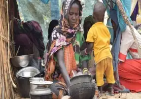 بينهم 13 طفلا.. وفاة 32 سودانيا بسبب الجوع في معسكر للاجئين