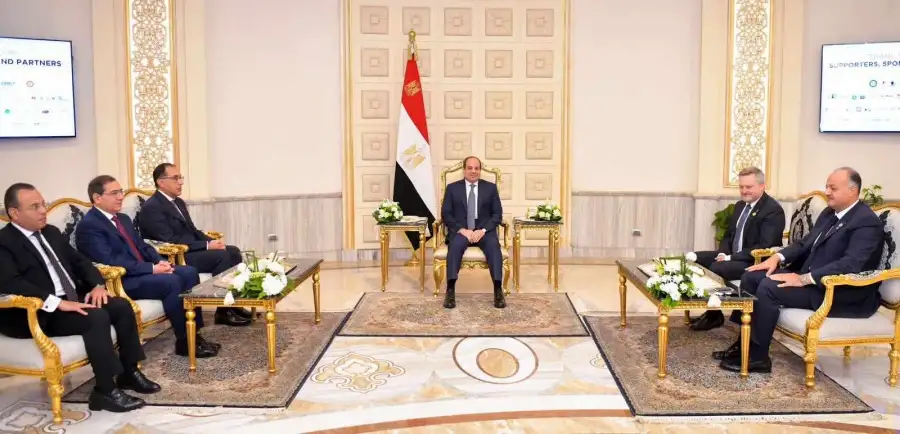 السيسي: الدولة تولي أهمية لتيسير عمل الشركات العالمية والقطاع الخاص فى مجال الطاقة