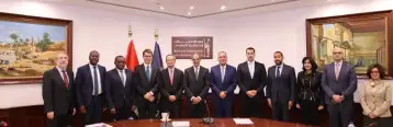 وزير الاتصالات يبحث مع نائب رئيس البنك الدولي للبنية التحتية أوجه التعاون المشترك