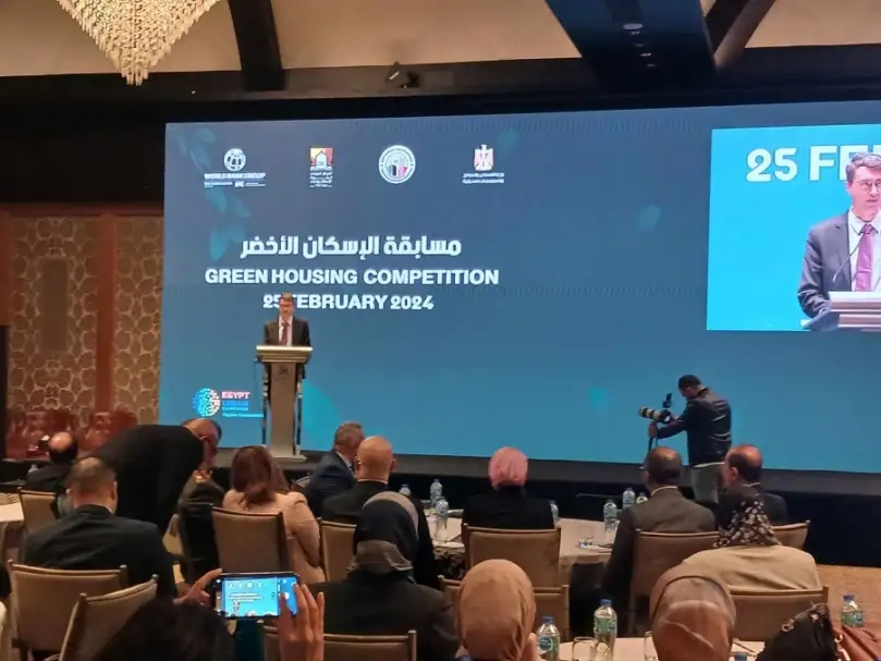 وزيرا الإسكان والبيئة يفتتحان معرض مشروعات مسابقة تصميم الإسكان الأخضر