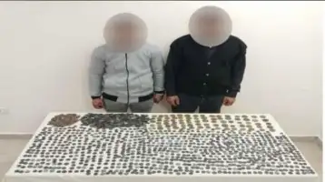 تعود للعصر اليوناني الروماني.. ضبط 1400 قطعة أثرية بحوزة شخصين في الجيزة