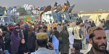 باكستان: عودة 503 آلاف و261 أفغانيا غير شرعي إلى وطنهم